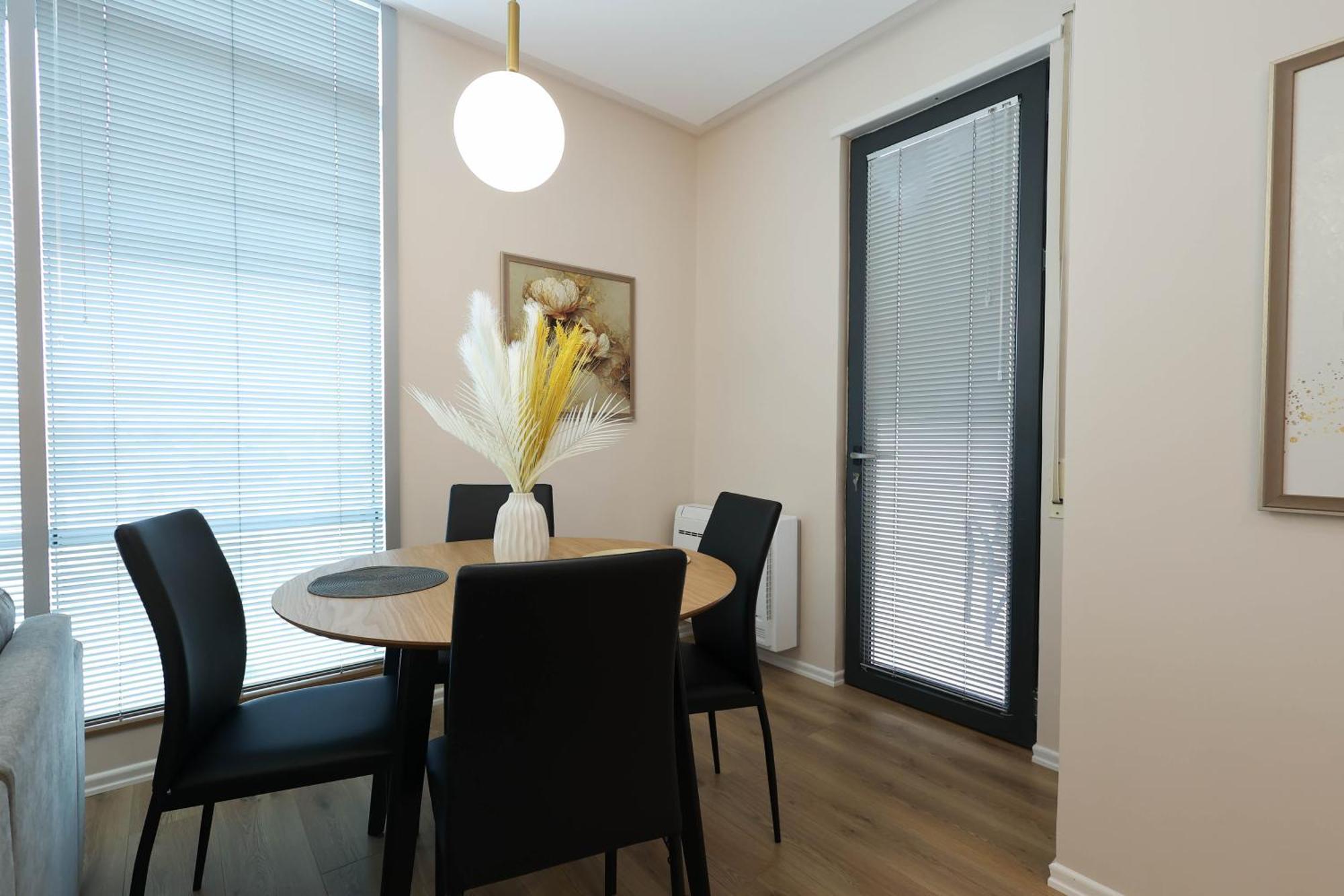 דורס Grandstay Apartments מראה חיצוני תמונה